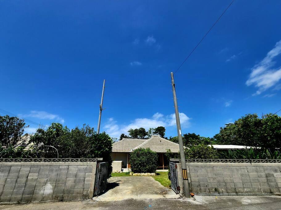 Appartamento 琉球古民家 蒼 Motobu Esterno foto
